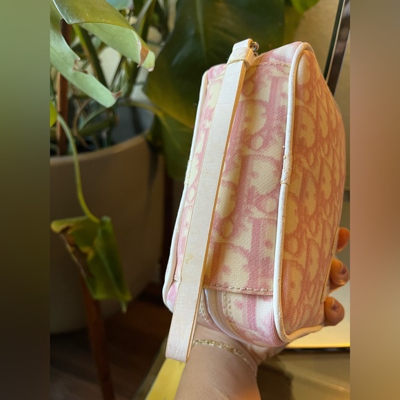 Christian Dior Clutch - Picture 4 of 10